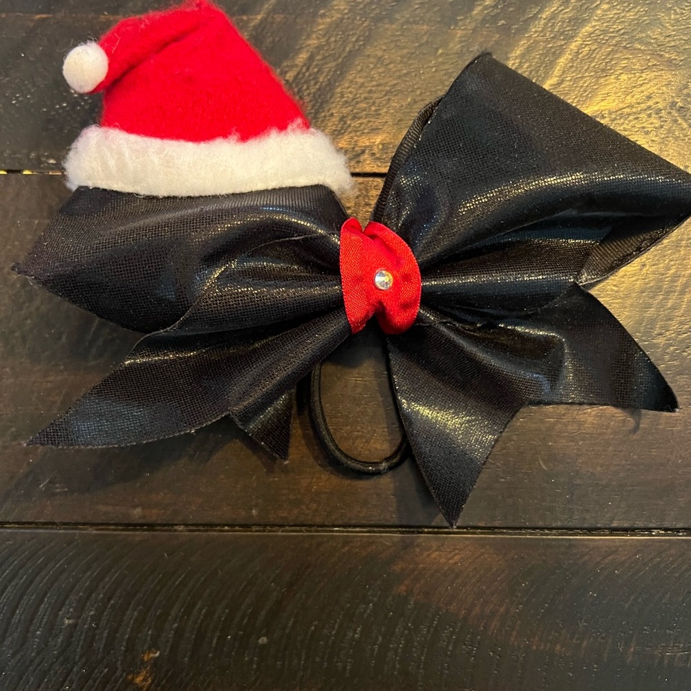 Christmas Cheer Bow